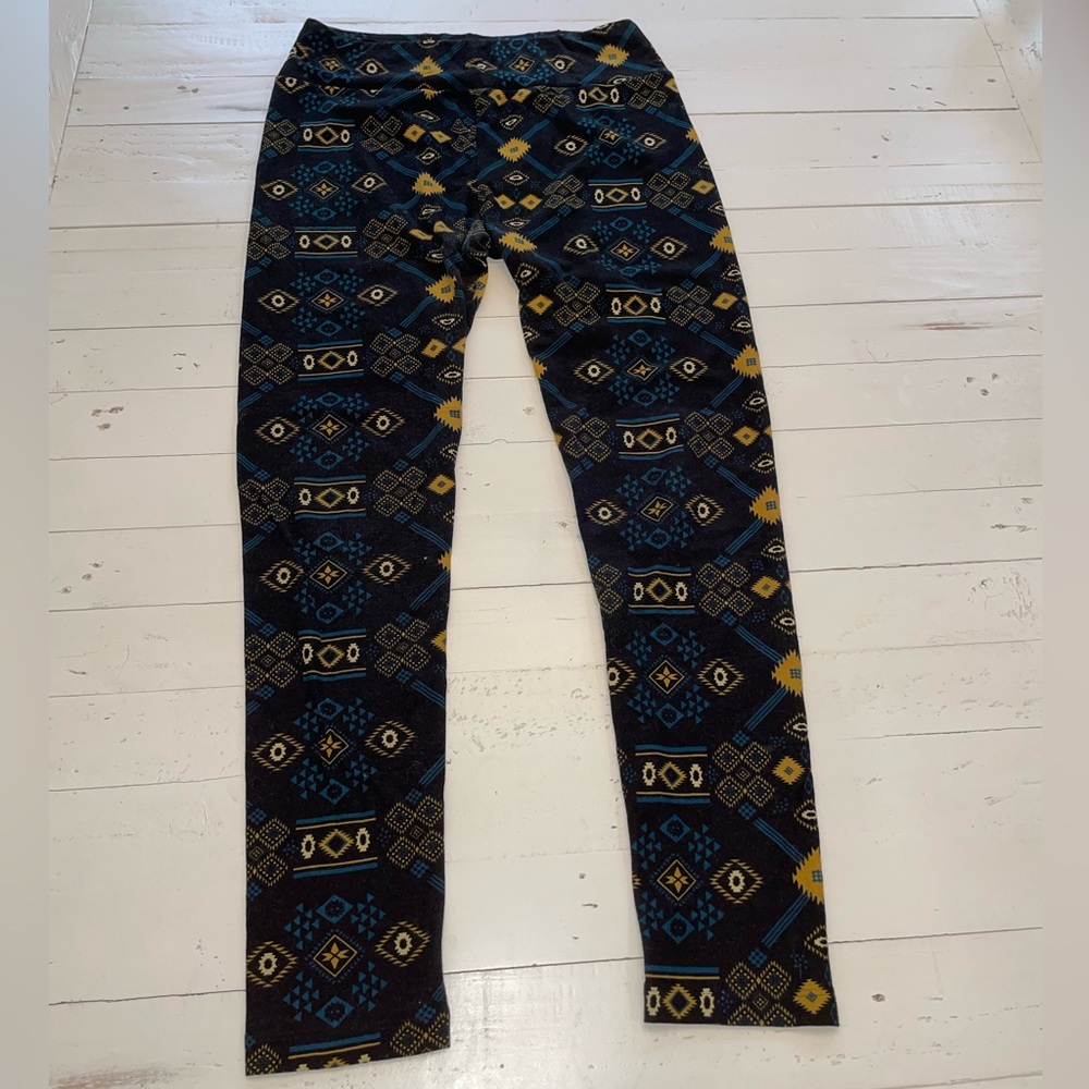 BOGO FREE Lularoe Leggings